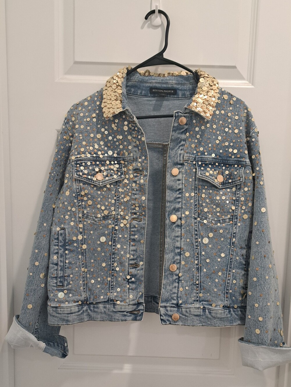 Boston Proper Women's Gold Sequin Collar Denim Jacket - Light Blue